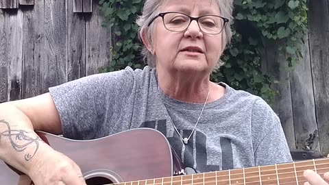 Trudy Sosbe - My Trump Song