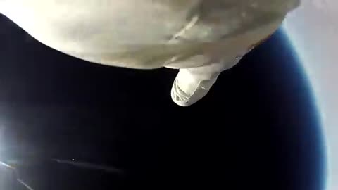 I jumped from space (world Record supersonic freefall)