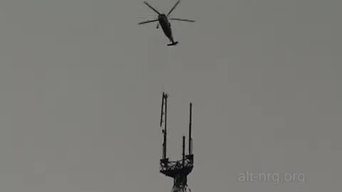 #201 - 20090923 - Helicopter antenna lift atop 1389' tower. CRAZY!