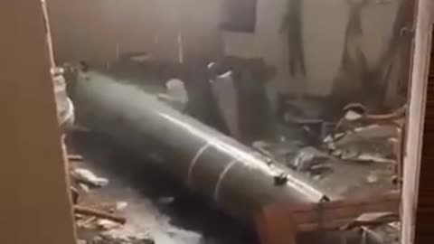 Ukraine Russia Due missile crashes into apartment building