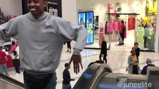 Man Dazzles Entire Mall with Jaywalk Dance