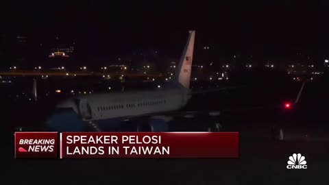 House Speaker Pelosi lands in Taiwan despite Beijing's warnings