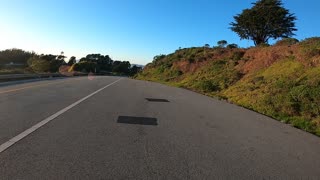 San Francisco's Twin peaks park on a mountain bike ( epic view )