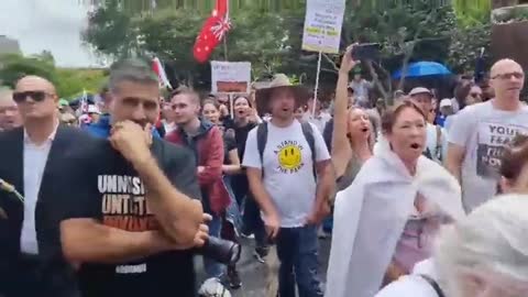 Australian Protesters Gather Outside the Home of PM Scott Morrison, Demanding an End to Government Overreach