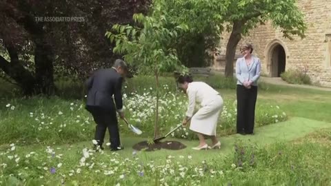 Japan Emperor Naruhito plants cherry tree at Oxford University in UK