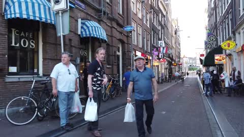 Walking in AMSTERDAM