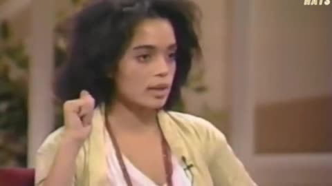 Actress Lisa Bonet warning us of the dangerous effects of inoculating children in 2009