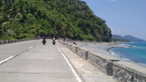 see the beautyful sea of baler in the philiphines