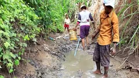 Net Fishing at pailin Province - Khmer Cast Net Fishing -Cambodia Traditional Fishing ( Part 57)