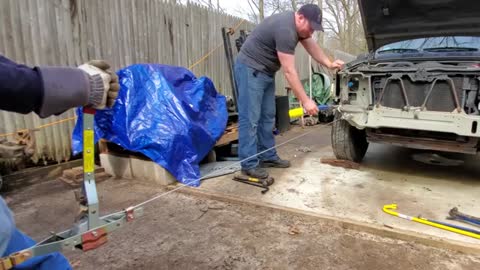 JEEP ZJ DAMAGE CONTROL - GRAND CHEROKEE BUMPER AND UNIBODY FIX - LET PROJECT ZJ BEGIN! (360p)