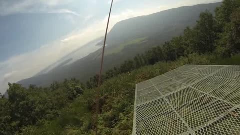 Volo in delta monosuperficie su lago di Vico