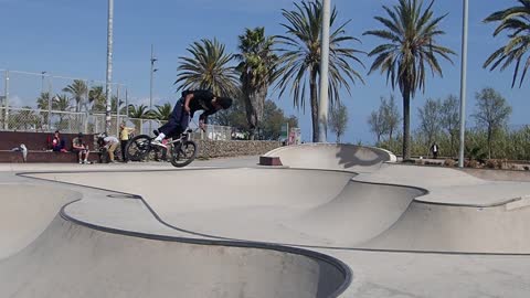 BMX Tricks Amaizing