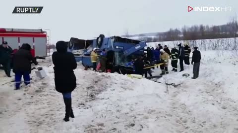 7 mrtvih i 33 ozljeđenih u autobusnoj nesreći u Moskvi