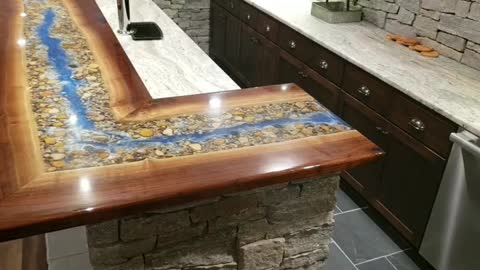 MASSIVE Resin River Art Bartop