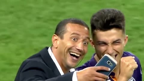 THE FUNNIEST AND FUNNIEST SOCCER JOKES 2018 - 2019