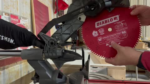 Change Miter Saw Blade