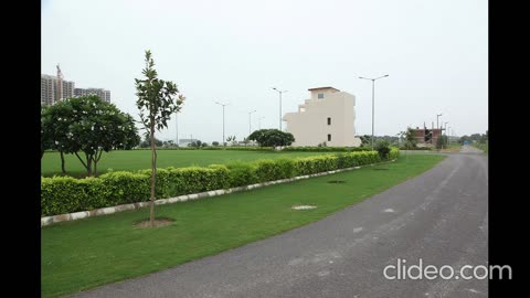 Gaur Yamuna City Residential Plots