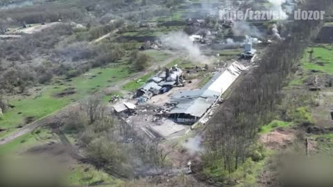 Ukraine War - Footage of fierce fighting in the Izyum direction