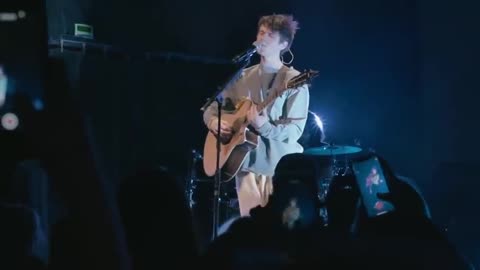 Alec Benjamin - Let Me Down Slowly (Live from Irving Plaza)