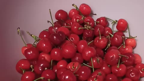 Washing fresh cherries