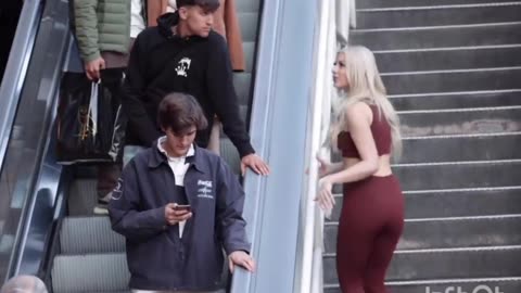 Hot Girl Escalator Prank 😂