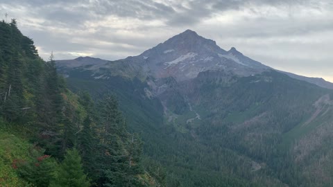 Oregon – Mount Hood Peak from Mount Baldy Southern Viewpoint