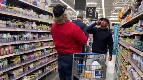 Dirty and Red had everybody in Walmart going crazy today with this prank 🔥 🔥