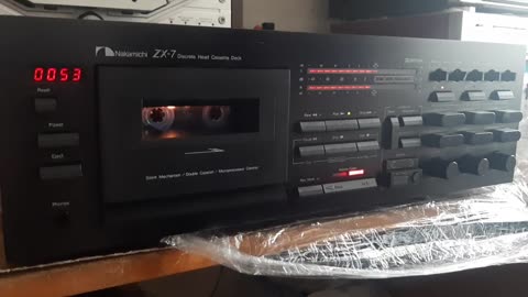 Nakamichi ZX7 play any tape