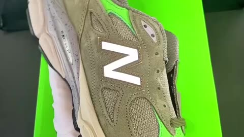 New Balance x Patta 990v3 Olive 🫒