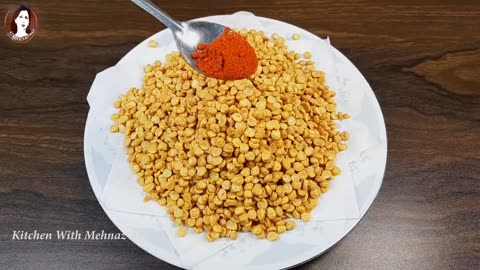 Market Style Crispy And Tasty Chana Daal Namkeen Recipe 😋 بازار سے بہتردال نمکین گھر پربنائیں 👌🏻