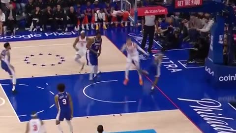 Donte DiVincenzo THROWDOWN 😲 NYK-PHI | Game 3