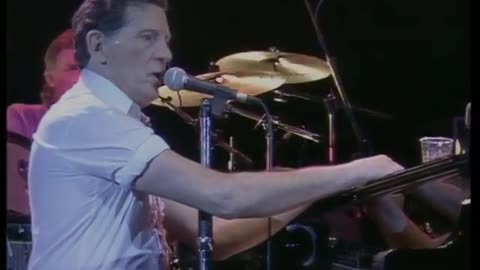 Jerry Lee Lewis - Great Balls of Fire (Live)