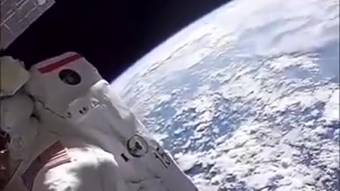 Nasa live earth from space