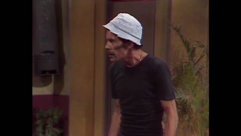 (1977) Chaves - Seu Madruga Carpinteiro (Parte 1/2)