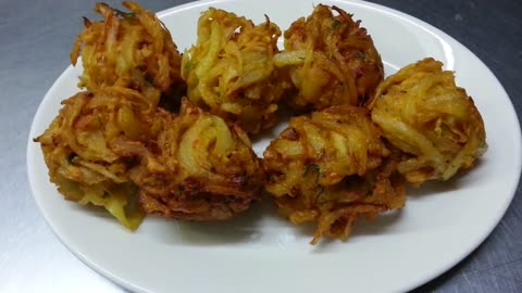 Onion Bhaji [Indian Style Recipe] by Hindustani Khana