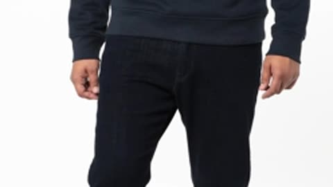 Essentials Men's Long-Sleeve Quarter-Zip Fleece Sweatshirt