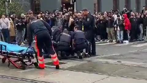 Wien: Polizei stellt Provokateur in Quellenstraße kalt