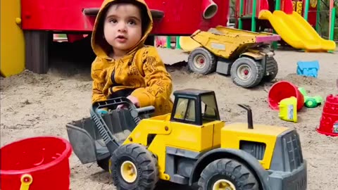 Giggles with Samavia | baby is playing with toys 🚜 | park 🛝