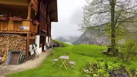 Beautiful rain walking tour in Gimmelwald 🇨🇭