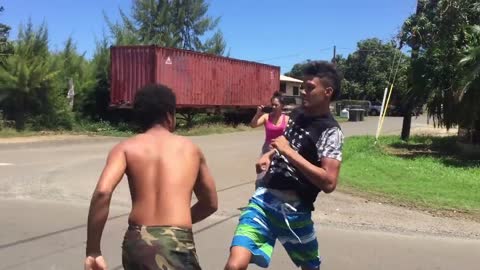 Just another day of Fighting in #Hawaii.. Hilarious