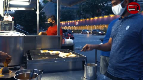 Egg Prata (Parotta) - Singapore Street Food - シンガポールの屋台