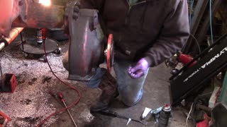 Rear axle seals on Allis Chalmers WD tractor