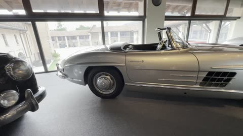 retro cars Mercedes-Benz 300 SL Coupe