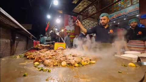 Pakistan Street Food at Night!! Vegans Won’t Survive Here!!-2