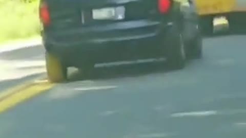 Tailgating Car Botches Lane Paint Job