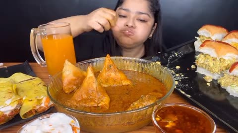 Girl Eating Food Asmr