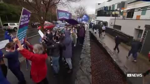 Nurses strike in Launceston as government offers last-minute proposal_batch