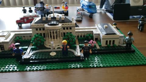 My lego Trump white house gets an ambulance