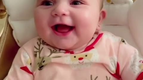 Baby Cutes laugh and dance