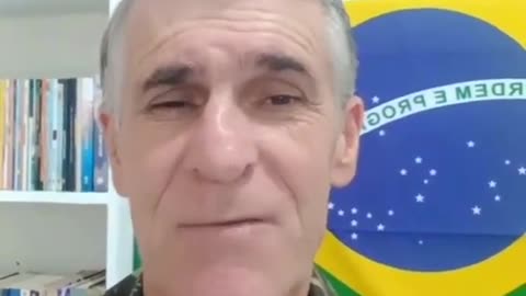 Polícia Federal do Brasil vai pra cima de Bolsonaro.